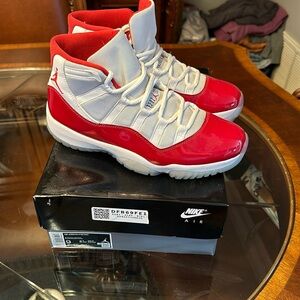 Nike Air Jordan 11 Retro size 9 Men’s